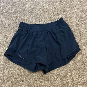 Lululemon - Hotty Hot Shorts Size 6. Hardly worn!
